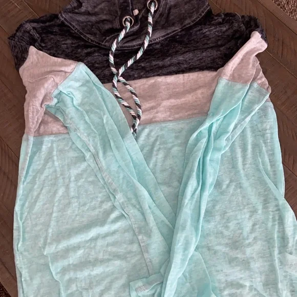 Lightweight Hoodie - Picture 2 of 4